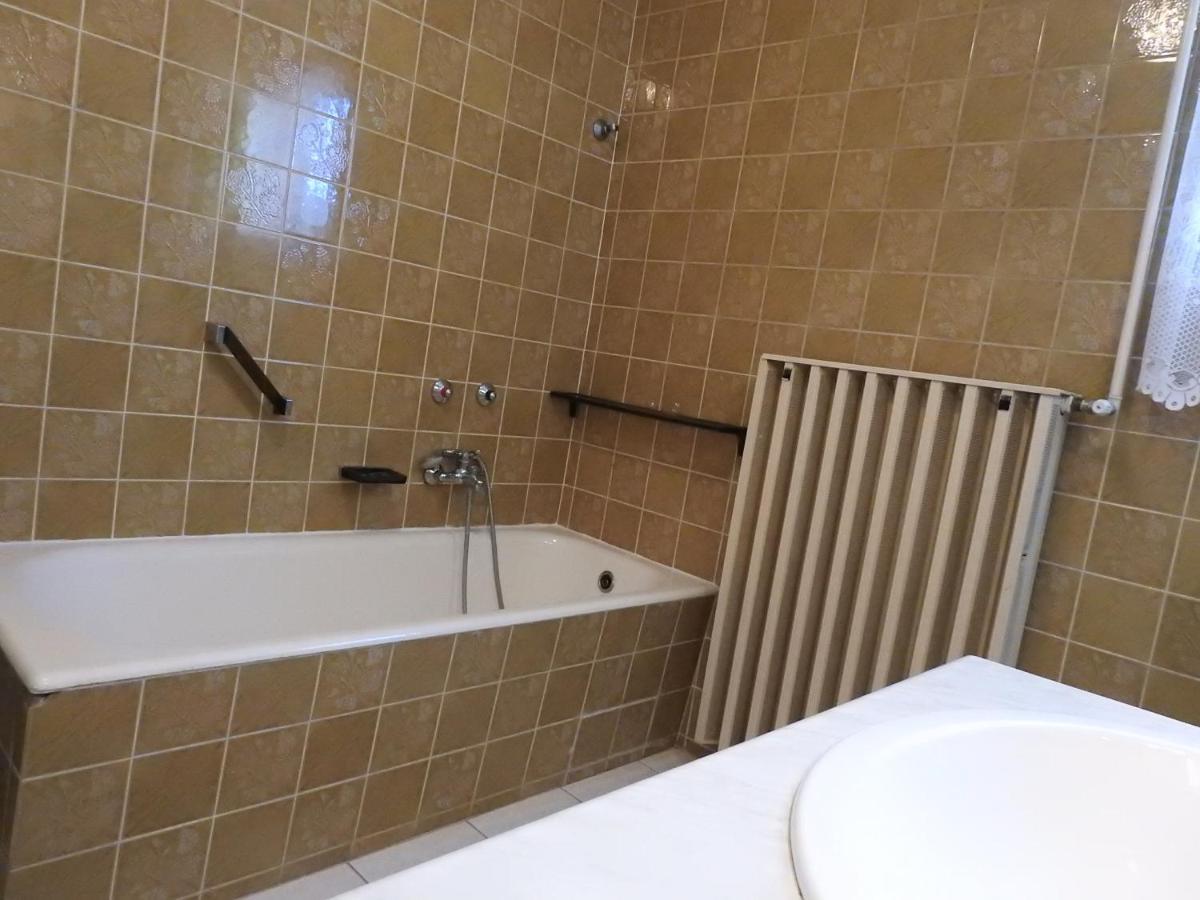 Haus Gizella Hotel Harkany Luaran gambar